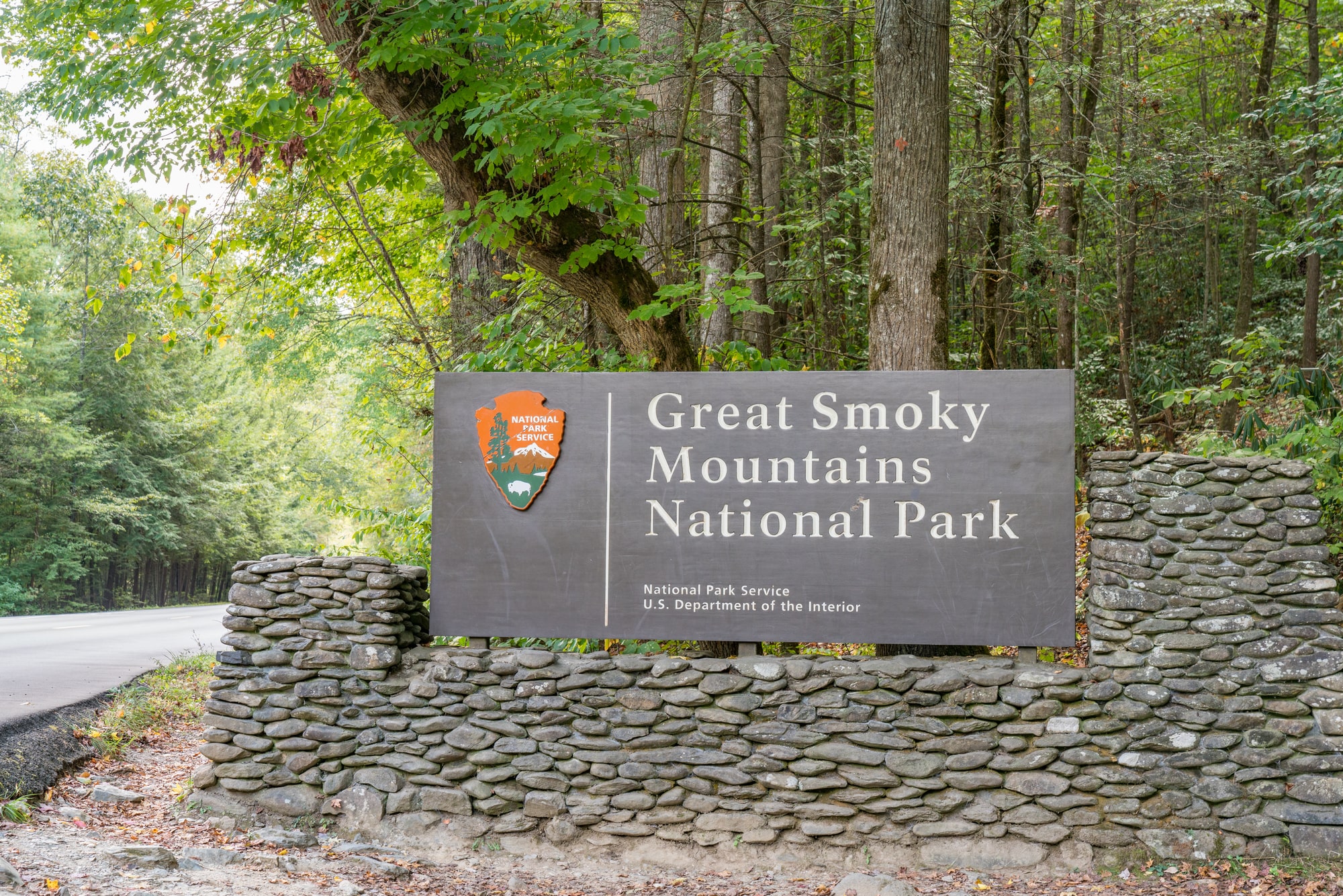 Entrance Sign along the road in Smoky Mountains National Park