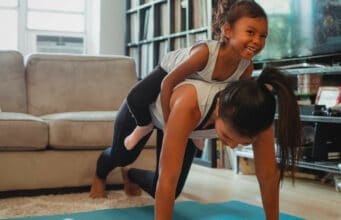 Working Moms: Avoid Burnout With These 4 Essential Strategies Working mom avoid burnout